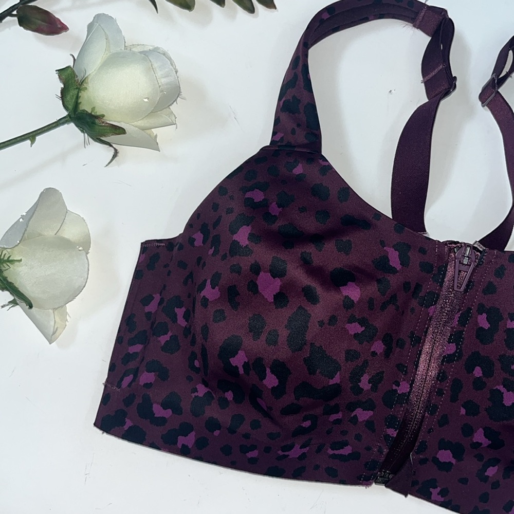 NWT Leopard Victorias Secret Sports Bra - Picture 2 of 7